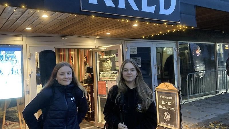 Lenke til artikkel: På spillejobb med Tone og Sanna